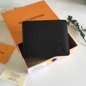 Louis Vuitton Multiple Wallet In Black Taiga Leather LV Wallet Men's Wallet M30952 M30531