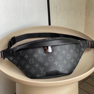 Louis Vuitton Discovery Bumbag PM Monogram Eclipse Canvas Bags Men's Belt Bag Waist Bag M46035