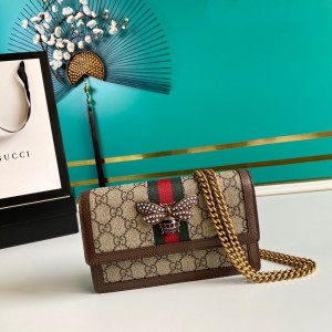 Gucci Handbags GG bag Gucci small bag Chain bag with bee GG supreme Canvas Chain wallet 476079 Brown