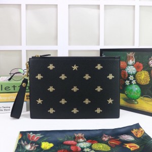 Gucci Handbags GG Black Leather with bee Print Pouch Wrist Bag Clutch Bag 495066 