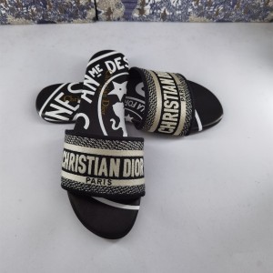 Fashion Sandals Dior Dway Slide Classic Embroidered Cotton Slippers Black and White Sandals D1004-1