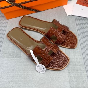 Fashion sandals H Oran sandals Classic Slippers Crocodile pattern H sandals Brown H01-21108A-10